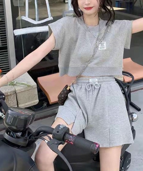 meJane（ミージェーン）の「ミニ裏毛ドロストTシャツ+ハーフパンツ 2点セット【ZOZOTOWN限定】（セットアップ・レディース・グレー・FREE）」の8枚目の写真