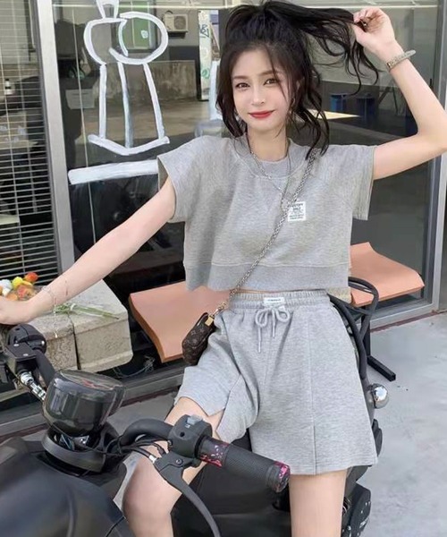 meJane（ミージェーン）の「ミニ裏毛ドロストTシャツ+ハーフパンツ 2点セット【ZOZOTOWN限定】（セットアップ・レディース・グレー・FREE）」の10枚目の写真