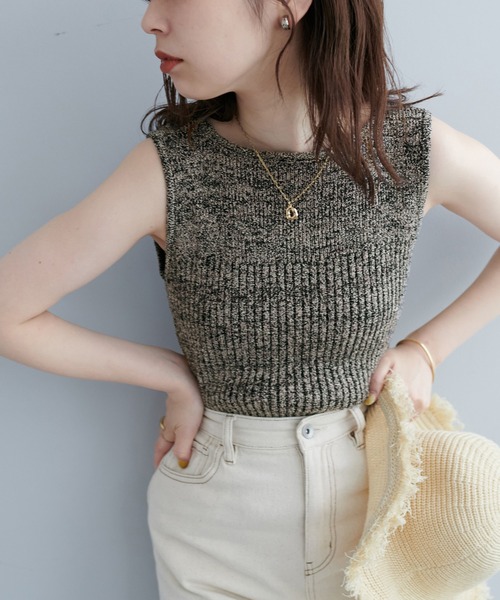 natural couture（ナチュラルクチュール）の「杢もくメランジニットタンク（タンクトップ・レディース・オフホワイト/ブラック/ベージュ/グリーン/ピンク・FREE）」の3枚目の写真