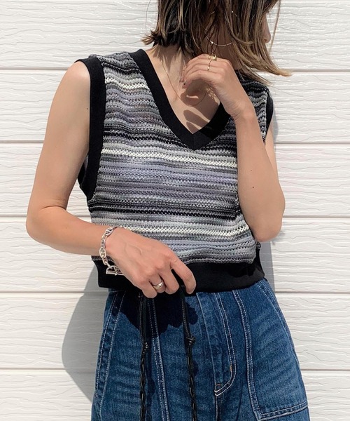 Q（キュー）の「グラデボーダーベスト（ベスト・レディース・ブラック系その他/グリーン系その他・MEDIUM）」の12枚目の写真