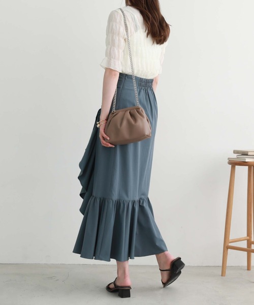 archives(アルシーヴ)の「チェーンがま口バッグ(ショルダーバッグ・レディース・ブラック/アイボリー/グレイッシュベージュ・FREE)」の7枚目の写真