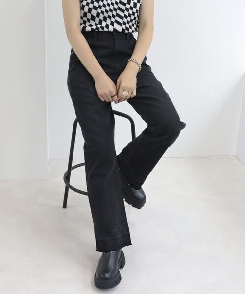 fredy repit（フレディレピ）の「デニムストレートパンツ（デニムパンツ・レディース・ブルー/ライトパープル/チャコールグレー・36/38）」の13枚目の写真