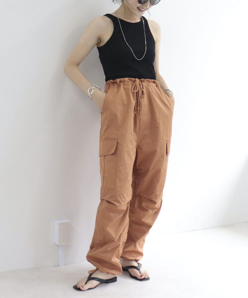 fredy emue（フレディエミュ）の「ボーダー/無地 アメスリタンクトップ（タンクトップ・レディース・ベージュ系その他/ブルー系その他/ブラック/ホワイト系その他/オフホワイト・38）」の20枚目の写真