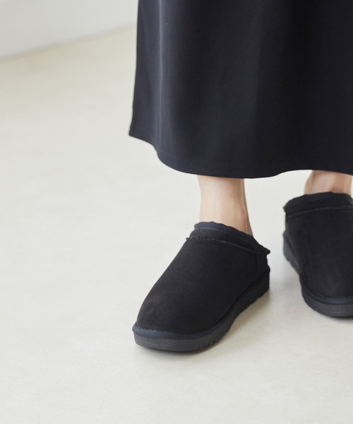 mooimooi（モーイモーイ）の「ムートンスリッポン（サンダル・レディース・ブラック/ベージュ/キャメル/ダークブラウン/チャコールグレー/アイボリー系・S/M/L/LL/3L/4L）」の11枚目の写真