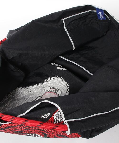 Ball&Chain（ボールアンドチェーン）の「[BALL&CHAIN/ボールアンドチェーン] MULGA TORA 刺繍デザインナイロントートバッグ（トートバッグ・レディース・ブラック・M）」の2枚目の写真