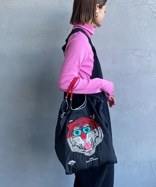 Ball&Chain（ボールアンドチェーン）の「[BALL&CHAIN/ボールアンドチェーン] MULGA TORA 刺繍デザインナイロントートバッグ（トートバッグ・レディース・ブラック・M）」の10枚目の写真