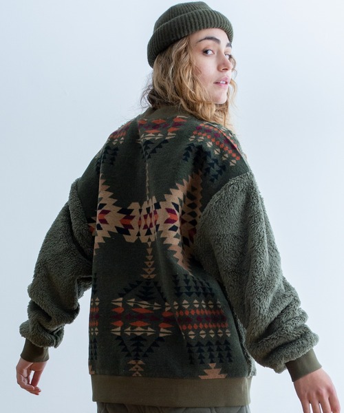 Universal Style Wear（ユニバーサルスタイルウェア）の「Universal Style Wear ナバホ ムック ボア クルーネック（その他トップス・メンズ・ブラック/カーキ/グレイッシュベージュ・MEDIUM/LARGE/X-LARGE）」の3枚目の写真