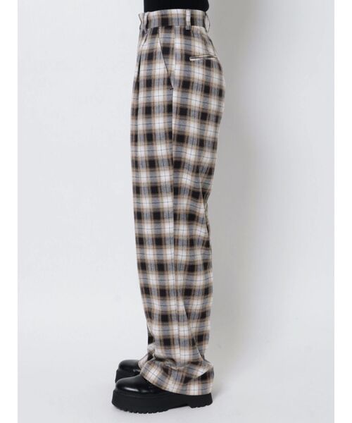 EMODA(エモダ)の「ルーズスラックスパンツ(スラックス・レディース・ブラック/ピンク/その他・SMALL/MEDIUM)」の10枚目の写真