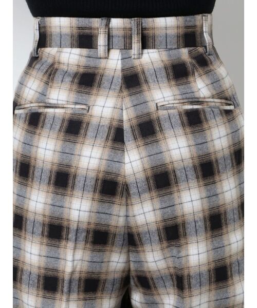 EMODA(エモダ)の「ルーズスラックスパンツ(スラックス・レディース・ブラック/ピンク/その他・SMALL/MEDIUM)」の18枚目の写真