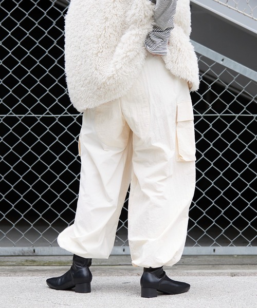 etsinta（エシンタ）の「【etsinta/エシンタ】ナイロンパラシュートパンツ（その他パンツ・レディース・ブラック/オフホワイト/カーキ・ONE SIZE）」の7枚目の写真