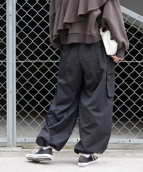 etsinta（エシンタ）の「【etsinta/エシンタ】ナイロンパラシュートパンツ（その他パンツ・レディース・ブラック/オフホワイト/カーキ・ONE SIZE）」の15枚目の写真