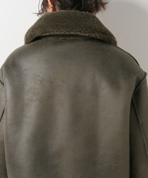 jakke（ジャッキー）の「【JAKKE/ジャッキー】VERA SHEARLING AVIATOR ジャケット（ムートンコート・レディース・カーキ/ボルドー・FREE）」の21枚目の写真