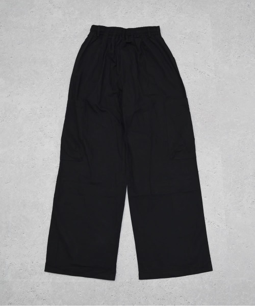 Auntie Rosa(アンティローザ)の「【Shoowtime】ワイド カーゴ パンツ wide cargo pants(カーゴパンツ・レディース・ブラック/チャコールグレー・SMALL/LARGE/MEDIUM)」の18枚目の写真
