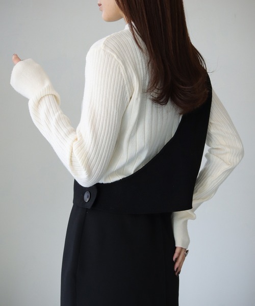 cheriella（シェリエラ）の「【cheriella】WEB限定ワンショルダーダンボールニットベスト（ベスト・レディース・ブラック・M）」の5枚目の写真