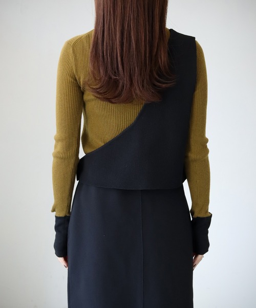 cheriella（シェリエラ）の「【cheriella】WEB限定ワンショルダーダンボールニットベスト（ベスト・レディース・ブラック・M）」の13枚目の写真