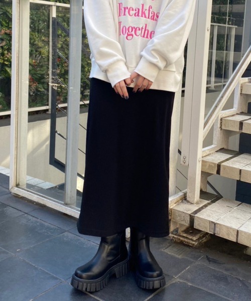 WEGO(ウィゴー)の「WEGO/ボリュームデザインブーツ(ブーツ・レディース・ベージュ/ブラック・MEDIUM/LARGE)」の5枚目の写真