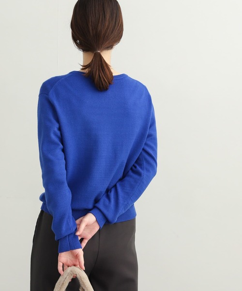 URBAN RESEARCH DOORS（アーバンリサーチドアーズ）の「クルーネックコンパクトKNIT（ニット/セーター・レディース・ロイヤルブルー/レッド/オフホワイト/ブラック・MEDIUM）」の12枚目の写真