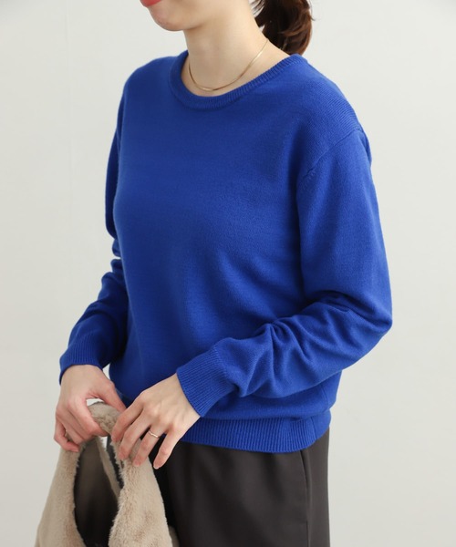 URBAN RESEARCH DOORS（アーバンリサーチドアーズ）の「クルーネックコンパクトKNIT（ニット/セーター・レディース・ロイヤルブルー/レッド/オフホワイト/ブラック・MEDIUM）」の13枚目の写真