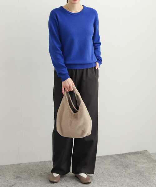 URBAN RESEARCH DOORS（アーバンリサーチドアーズ）の「クルーネックコンパクトKNIT（ニット/セーター・レディース・ロイヤルブルー/レッド/オフホワイト/ブラック・MEDIUM）」の17枚目の写真