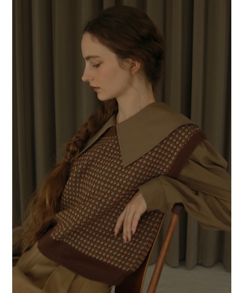 AMAIL(アマイル)の「Uso vest(ベスト・レディース・ネイビー/ブラウン・FREE)」の1枚目の写真