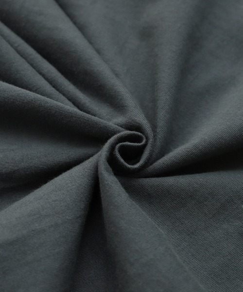 reca（レカ）の「ビッグシルエット筆記体刺繍カットソー（Tシャツ/カットソー・レディース・チャコールグレー/ベージュ/グレイッシュベージュ/オフホワイト・FREE）」の19枚目の写真