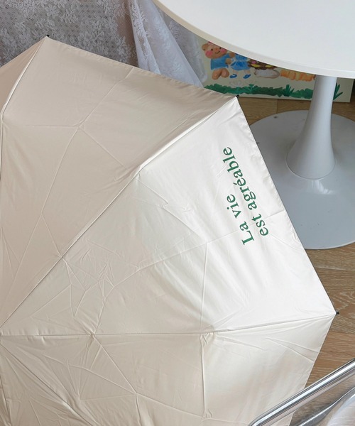 Made in I（メイドインアイ）の「日傘/雨傘兼用　MESSAGE UMBRELLA（折りたたみ傘・レディース・イエロー/アイボリー/ブルー・FREE）」の10枚目の写真