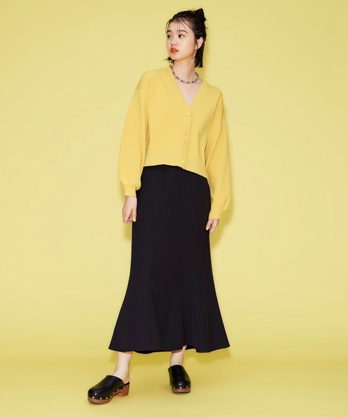 FOREVER 21(フォーエバー トゥエンティーワン)の「【FEMININE】美ラインマーメイドスカート(スカート・レディース・ベージュ/ブラック/ホワイト・SMALL/MEDIUM)」の6枚目の写真