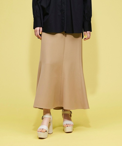 FOREVER 21(フォーエバー トゥエンティーワン)の「【FEMININE】美ラインマーメイドスカート(スカート・レディース・ベージュ/ブラック/ホワイト・SMALL/MEDIUM)」の13枚目の写真