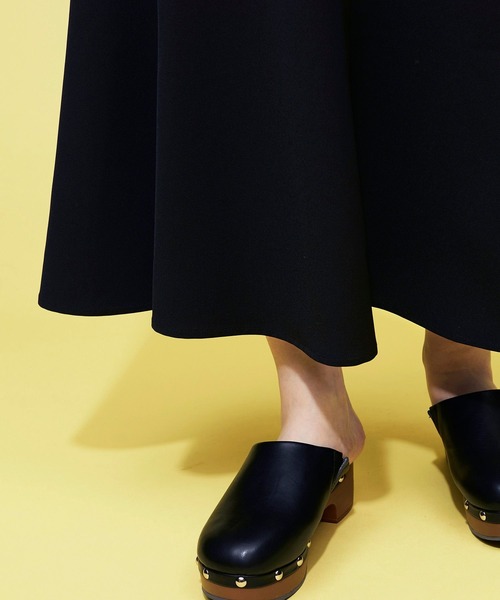 FOREVER 21(フォーエバー トゥエンティーワン)の「【FEMININE】美ラインマーメイドスカート(スカート・レディース・ベージュ/ブラック/ホワイト・SMALL/MEDIUM)」の18枚目の写真