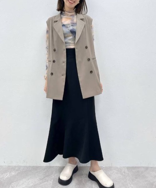 FOREVER 21(フォーエバー トゥエンティーワン)の「【FEMININE】美ラインマーメイドスカート(スカート・レディース・ベージュ/ブラック/ホワイト・SMALL/MEDIUM)」の22枚目の写真