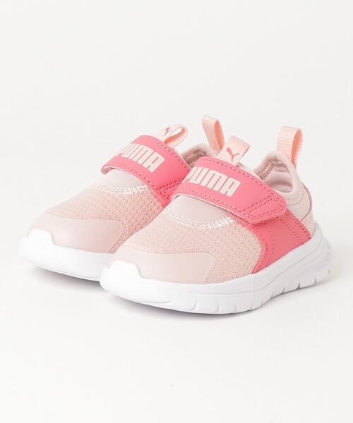 PUMA（プーマ）の「PUMA/プーマ キッズ スニーカー　プーマ エボルブ スリップオン IFT 389136（スリッポン・キッズ・ピンク系その他/ホワイト系その他/ブラック×レッド・16.0cm/13.0cm/15.0cm/14.0cm）」の3枚目の写真
