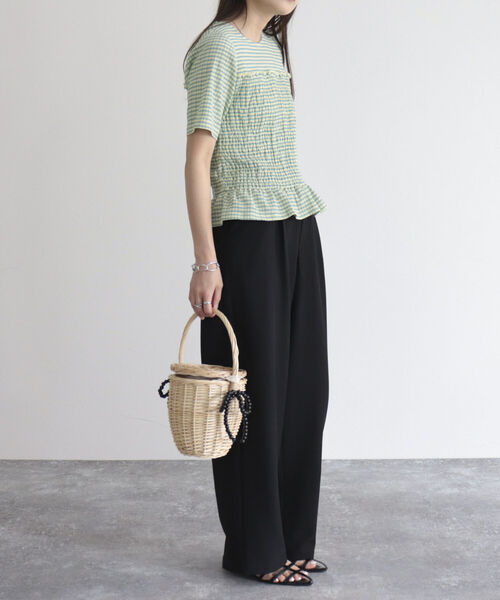 fredy emue（フレディエミュ）の「【fredyemueフレディエミュ】シャーリングカットソーブラウス（Tシャツ/カットソー・レディース・ブラック/オフホワイト/イエロー系その他/ホワイト系その他・38）」の4枚目の写真