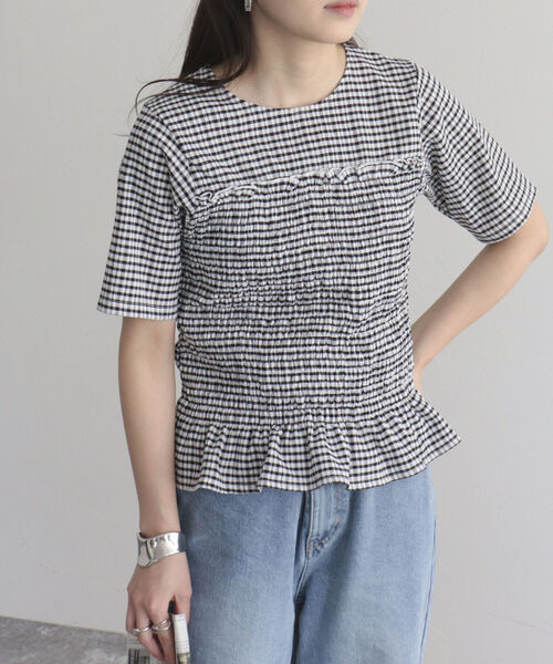 fredy emue（フレディエミュ）の「【fredyemueフレディエミュ】シャーリングカットソーブラウス（Tシャツ/カットソー・レディース・ブラック/オフホワイト/イエロー系その他/ホワイト系その他・38）」の10枚目の写真