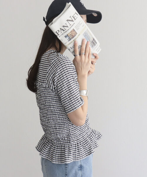 fredy emue（フレディエミュ）の「【fredyemueフレディエミュ】シャーリングカットソーブラウス（Tシャツ/カットソー・レディース・ブラック/オフホワイト/イエロー系その他/ホワイト系その他・38）」の12枚目の写真