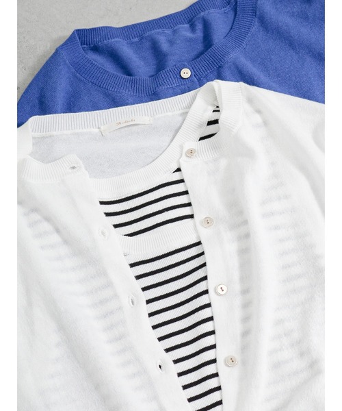 Te chichi(テチチ)の「金釦クルーネックカーディガン(カーディガン/ボレロ・レディース・ゴールド/ピンク/ホワイト/シルバー/ブルー/オフホワイト/ブラック/ブロンズ・フリ-/F)」の1枚目の写真