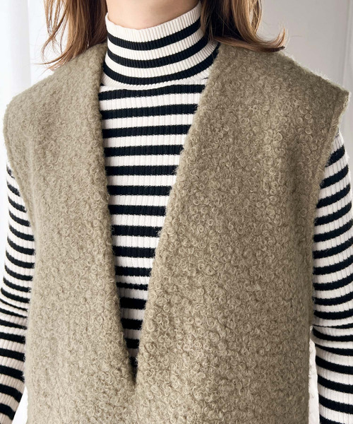 classicalelf(クラシカルエルフ)の「くるくる起毛で季節感をプラス。フェイクリングウール深Vネックベスト(ベスト・レディース・グレイッシュベージュ/モカ/ブラック・SMALL/X-LARGE/LARGE/MEDIUM)」の12枚目の写真