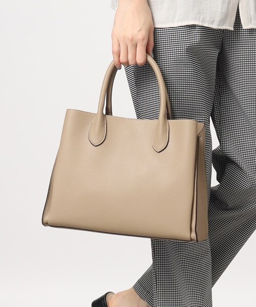 grove(グローブ)の「◆人間工学中仕切り2WAYトート(トートバッグ・レディース・ライトグレー/グレー/ブラック/ブルー/ベージュ系7/ピンク系9/ライトブルー・00)」の5枚目の写真