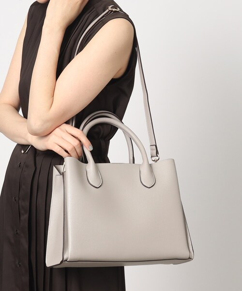 grove(グローブ)の「◆人間工学中仕切り2WAYトート(トートバッグ・レディース・ライトグレー/グレー/ブラック/ブルー/ベージュ系7/ピンク系9/ライトブルー・00)」の3枚目の写真