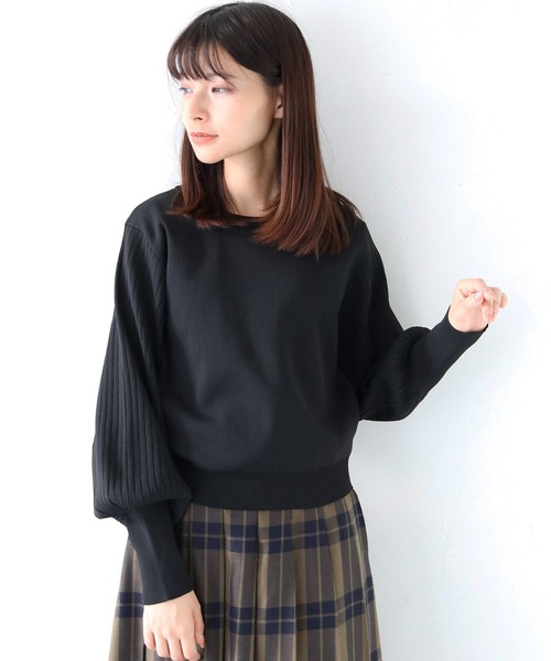 HER CLOSET(ハークローゼット)の「 【HER CLOSET】WEB限定リブ袖スウェットライクニットプルオーバー WEB LIMITED RIB SLEEVE SWEAT-LIKE KNIT PULLOVER(ニット/セーター・レディース・グリーン/オフホワイト/ブラック/ブルー/ワインレッド・M)」の3枚目の写真