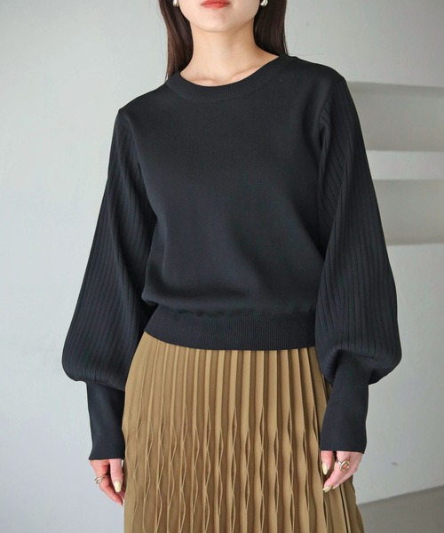 HER CLOSET(ハークローゼット)の「 【HER CLOSET】WEB限定リブ袖スウェットライクニットプルオーバー WEB LIMITED RIB SLEEVE SWEAT-LIKE KNIT PULLOVER(ニット/セーター・レディース・グリーン/オフホワイト/ブラック/ブルー/ワインレッド・M)」の6枚目の写真