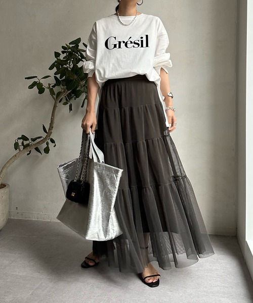 DouDou(ドゥドゥ)の「【WEB限定】 GresilフロッキーロゴロンTEE(Tシャツ/カットソー・レディース・オフホワイト/チャコールグレー・FREE)」の22枚目の写真