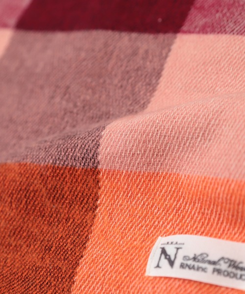 RNA-N（アールエヌエーエヌ）の「E4931 マルチチェックネパールストール（ストール/ショール・レディース・オレンジ系その他/ブラック×ホワイト/ベージュ/グリーン系その他/ブルー系その他・FREE）」の9枚目の写真