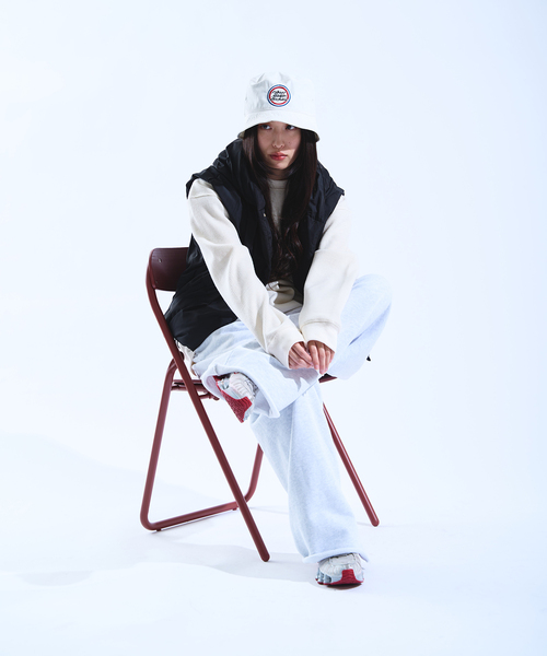 PARIS SAINT-GERMAIN（パリサンジェルマン）の「【Futura × Paris Saint-Germain】ロゴ刺しゅう バケットハット（ハット・メンズ・ブラック/ホワイト/レッド・FREE）」の6枚目の写真