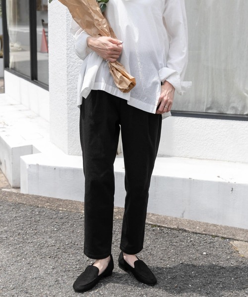 FORK&SPOON（フォークアンドスプーン）の「『防シワ』『イージーケア』FORK&SPOON　ideal stretchコットンパンツ（その他パンツ・レディース・ベージュ/ブラック・1/2）」の15枚目の写真