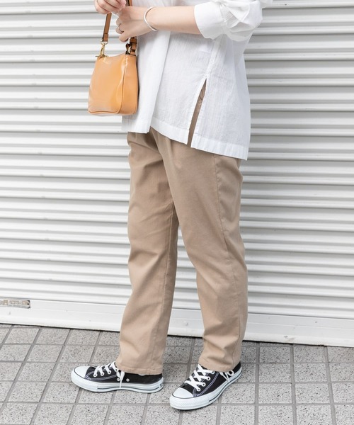 FORK&SPOON（フォークアンドスプーン）の「『防シワ』『イージーケア』FORK&SPOON　ideal stretchコットンパンツ（その他パンツ・レディース・ベージュ/ブラック・1/2）」の13枚目の写真