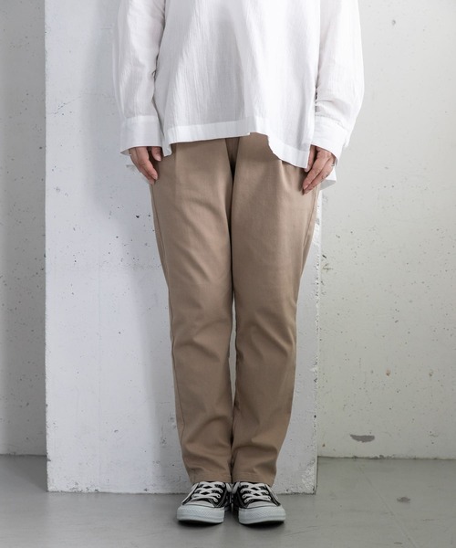 FORK&SPOON（フォークアンドスプーン）の「『防シワ』『イージーケア』FORK&SPOON　ideal stretchコットンパンツ（その他パンツ・レディース・ベージュ/ブラック・1/2）」の18枚目の写真