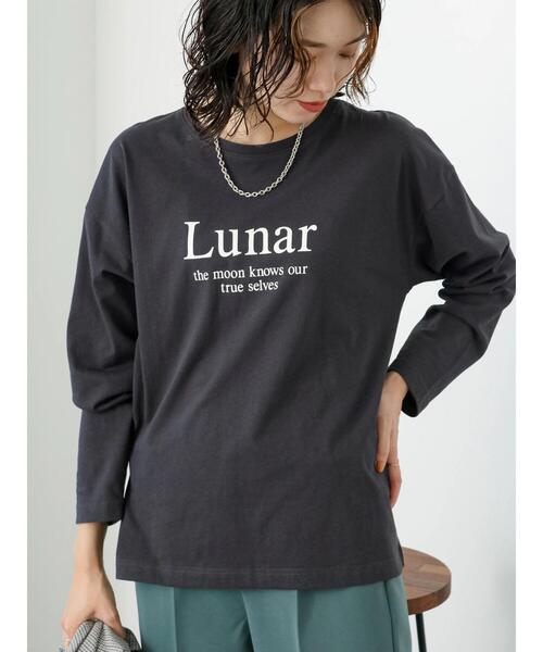Samansa Mos2 blue（サマンサモスモスブルー）の「ロゴプリントロンT（Tシャツ/カットソー・レディース・チャコールグレー/オフホワイト/グレー・F）」の2枚目の写真