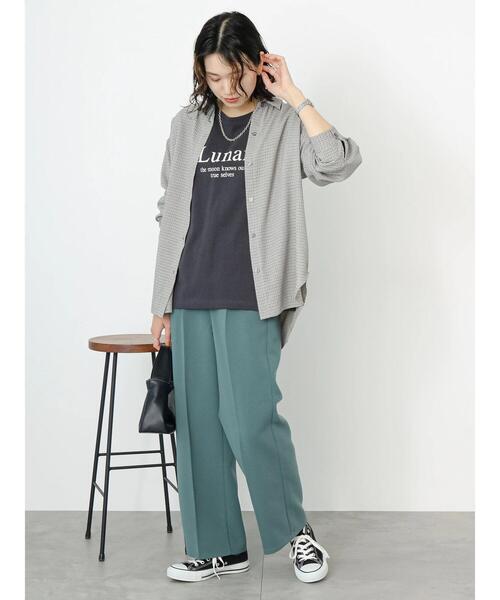 Samansa Mos2 blue（サマンサモスモスブルー）の「ロゴプリントロンT（Tシャツ/カットソー・レディース・チャコールグレー/オフホワイト/グレー・F）」の15枚目の写真