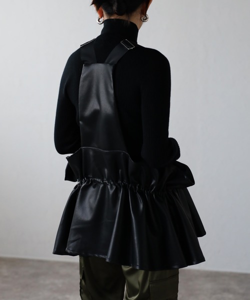 leimn（レイムン）の「ドロストサスペンダートップス(レザー)（ベスト・レディース・ホワイト/ブラック・M）」の12枚目の写真