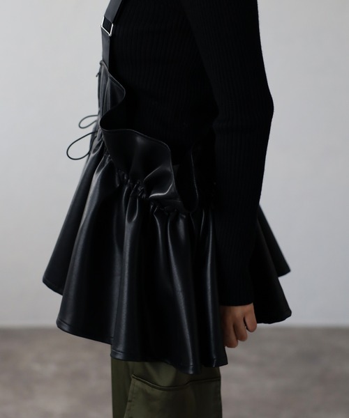 leimn（レイムン）の「ドロストサスペンダートップス(レザー)（ベスト・レディース・ホワイト/ブラック・M）」の19枚目の写真